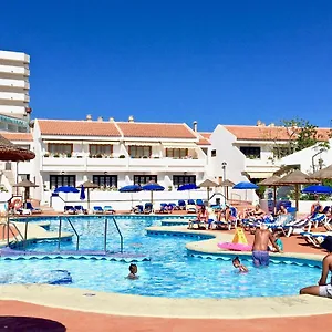 https://studio-at-popular-garden-city-complex-heated-pool-close.tenerifehoteles.net